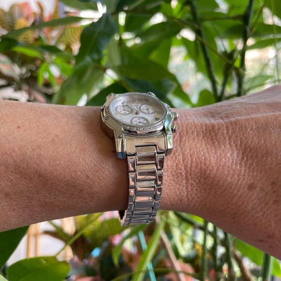 Bulova C8671512 Women’s Chronograph Diamond Studded Bezel Watch - Picture 3 of 12